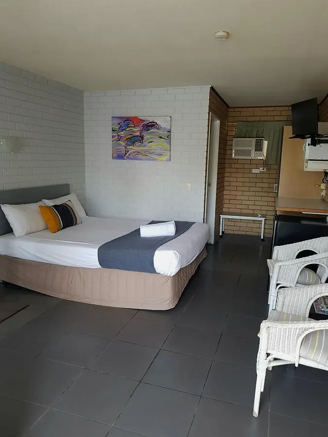 Twin Pines Motel Mooloolaba