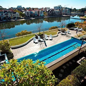 Aparthotel East ****
